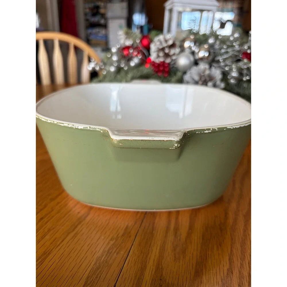 Corning Ware Avocado Green P-702½-B‎ 2.5 QT Casserole Dish w/ Lid Vintage USA